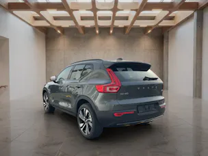 VOLVO XC40 2.0 B4 MH Ultra Dark