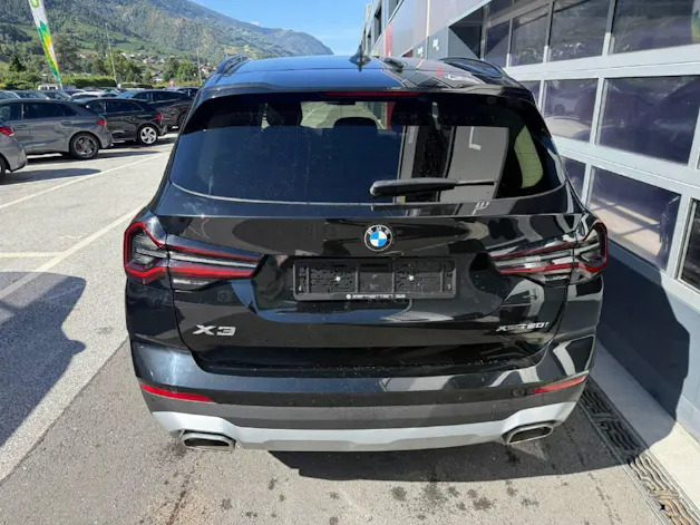 BMW X3 20i xDrive 184 CV (CH)