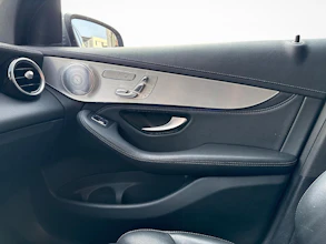 https://vehicle.imgix.net/4451387/1609fd4b-4cd7-4722-a61e-3fc6fc39fe02.jpg