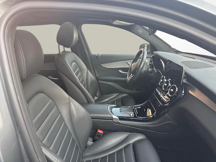 Fahrzeugbild MERCEDES-BENZ GLC 200