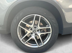 https://vehicle.imgix.net/4451387/c31b99e8-6462-4a99-8715-b6e232c0f2e1.jpg