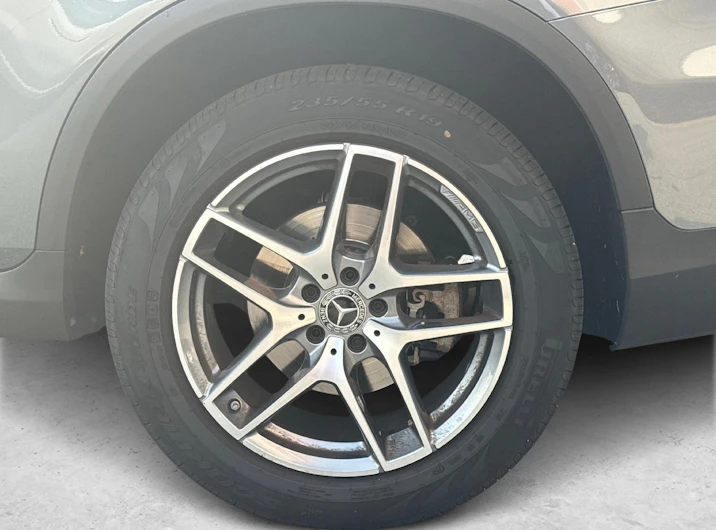 Fahrzeugbild MERCEDES-BENZ GLC 200