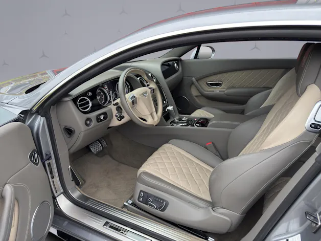 BENTLEY Continental GT 4.0 V8 S