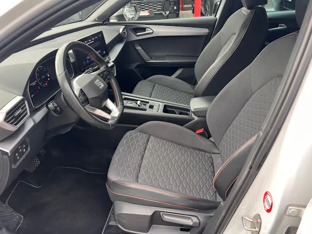 SEAT Leon ST 1.5 eTSI 150 FR DSG