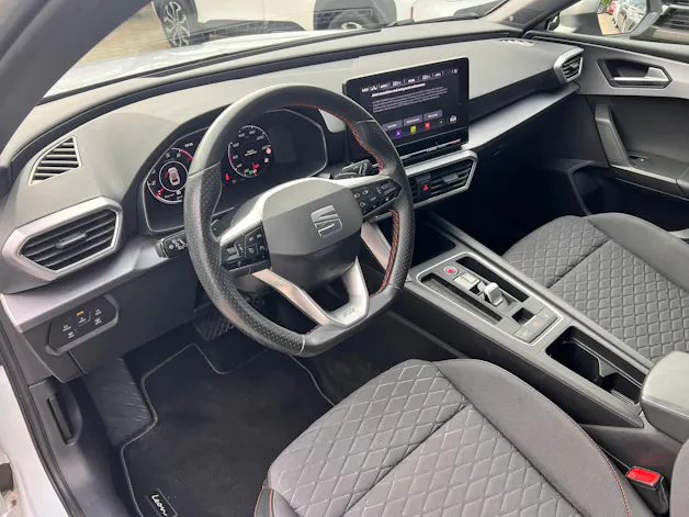 SEAT Leon ST 1.5 eTSI 150 FR DSG