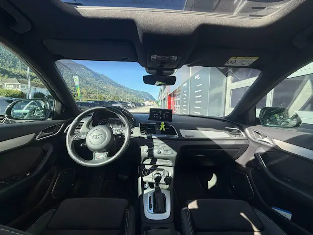 AUDI Q3 2.0 TFSI Sport quattro STr