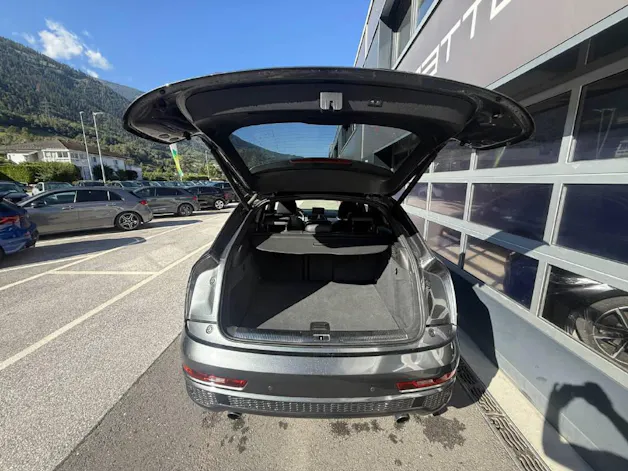 AUDI Q3 2.0 TFSI Sport quattro STr