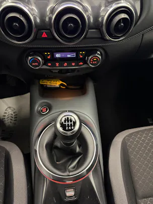 NISSAN Juke 1.0 DIG-T N-Connecta