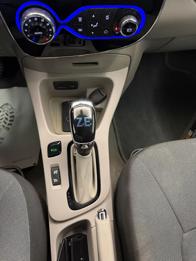 RENAULT Zoe Intens