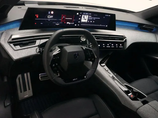PEUGEOT 5008 1.6 PHEV GT Exclusive 7Plätzer