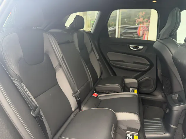 VOLVO XC60 T6 eAWD R-Design Geartronic