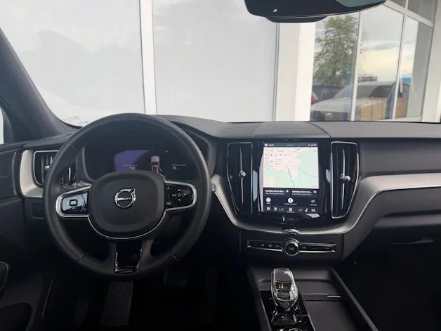 VOLVO XC60 T6 eAWD R-Design Geartronic