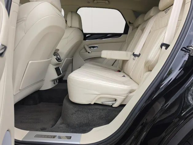 BENTLEY Bentayga W12 Schmohl- Auslieferung aus 1. Hand mit Top- Ausstattung!