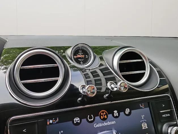 BENTLEY Bentayga W12 Schmohl- Auslieferung aus 1. Hand mit Top- Ausstattung!