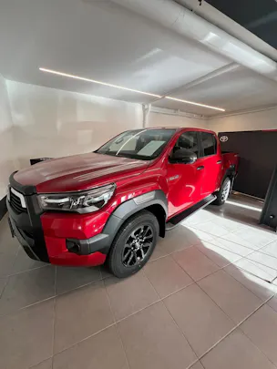 Toyota Hilux 2.8d MHEV Invincible Double Cab 4x4