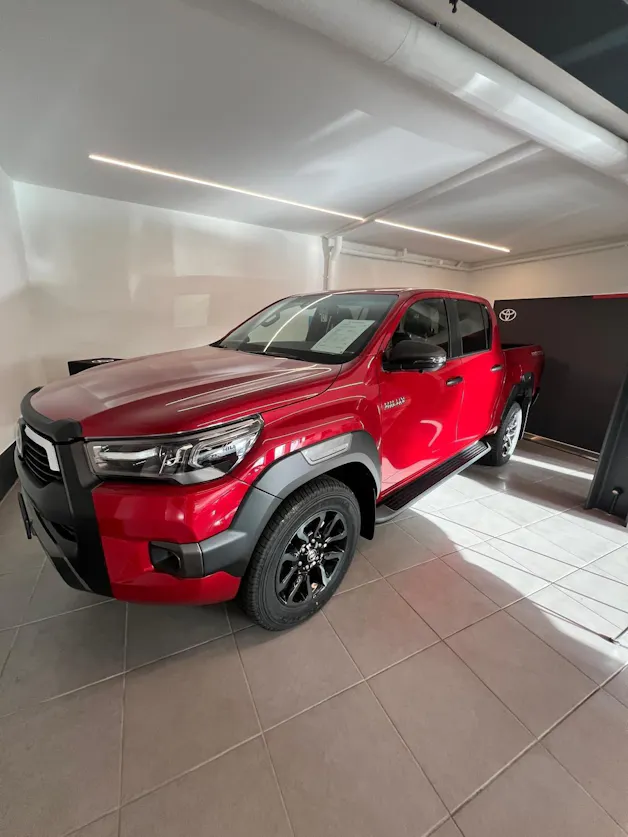 Toyota Hilux 2.8d MHEV Invincible Double Cab 4x4