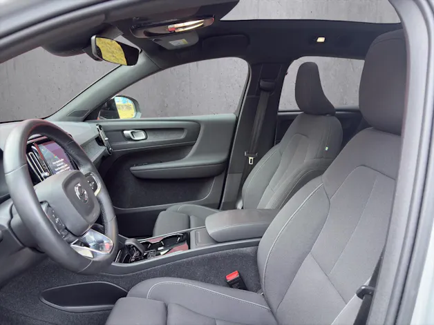 VOLVO C40 Recharge P8 Twin AWD Pure Electric Plus