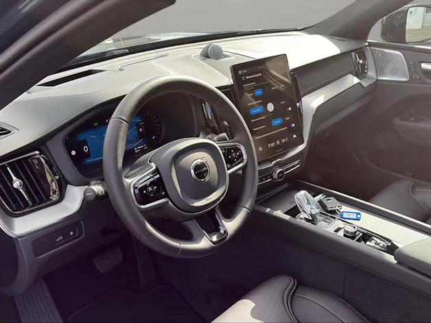 VOLVO XC60 T8 eAWD PluginHybrid Black Edition Geartronic
