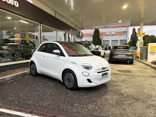 FIAT Cabrio Icon Dol