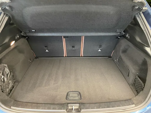 MERCEDES-BENZ GLA 220d Progress. 4Matic