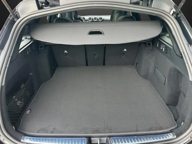 MERCEDES-BENZ C 220 d T 4 M Swiss Star