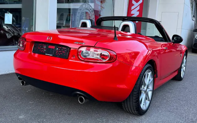 MAZDA MX-5 Roadster-Coupé 2.0i 16V Sport