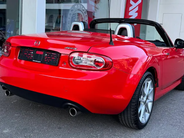 MAZDA MX-5 Roadster-Coupé 2.0i 16V Sport