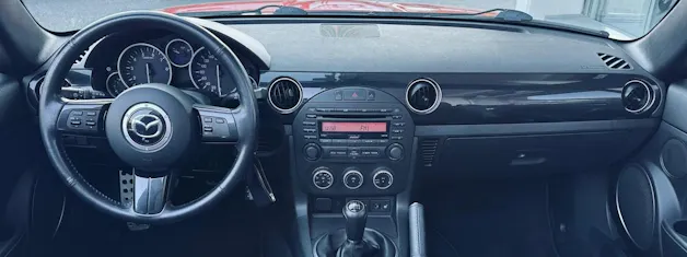 MAZDA MX-5 Roadster-Coupé 2.0i 16V Sport