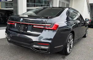 BMW M760Li xDrive Sport Getriebe
