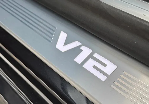 BMW M760Li xDrive Sport Getriebe