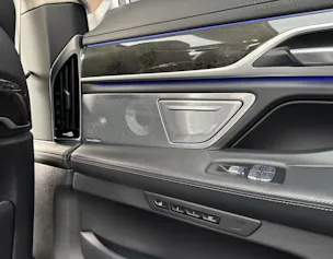 BMW M760Li xDrive Sport Getriebe