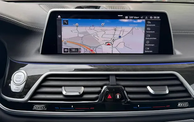 BMW M760Li xDrive Sport Getriebe