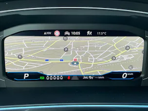 VW Tiguan Allspace R-Line 4Motion *** PANORAMADACH & ANHÄNGERKUPPLUNG ***