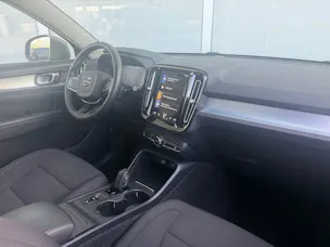 VOLVO XC40 T3 Momentum Geartronic