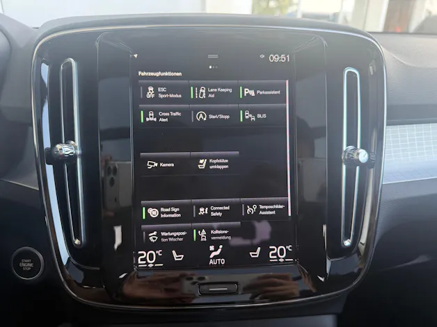VOLVO XC40 T3 Momentum Geartronic