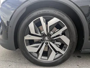 SKODA Elroq 85x Sportline 4x4