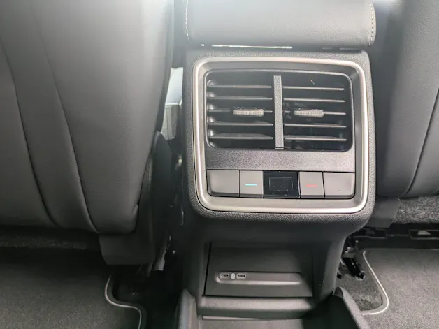 SKODA Elroq 85x Sportline 4x4