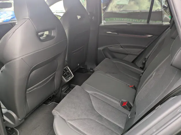 SKODA Elroq 85x Sportline 4x4