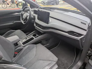 SKODA Elroq 85x Sportline 4x4