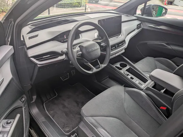 SKODA Elroq 85x Sportline 4x4