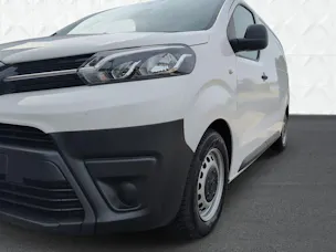 Toyota Proace 1.5D Panel Van Medium Active