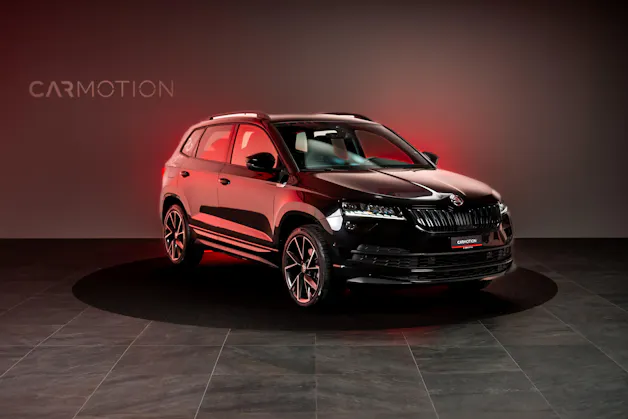 SKODA Karoq 2.0 TSI SportLine 4x4 DSG / Panoramadach / Parkassistent / Sitzheizung