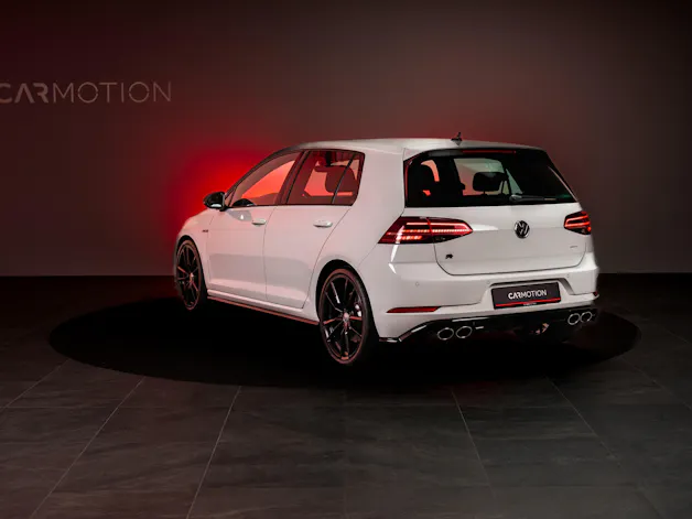 VW Golf VII 2.0 TSI R DSG 4motion / Facelift / Panorama-Schiebedach / Virtual Cockpit