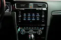 VW Golf VII 2.0 TSI R DSG 4motion / Facelift / Panorama-Schiebedach / Virtual Cockpit
