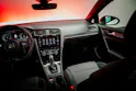 VW Golf VII 2.0 TSI R DSG 4motion / Facelift / Panorama-Schiebedach / Virtual Cockpit