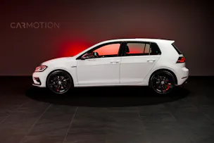 VW Golf VII 2.0 TSI R DSG 4motion / Facelift / Panorama-Schiebedach / Virtual Cockpit
