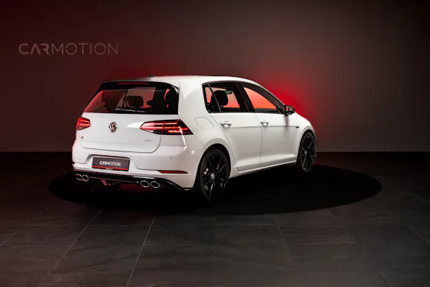 VW Golf VII 2.0 TSI R DSG 4motion / Facelift / Panorama-Schiebedach / Virtual Cockpit