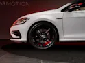 VW Golf VII 2.0 TSI R DSG 4motion / Facelift / Panorama-Schiebedach / Virtual Cockpit