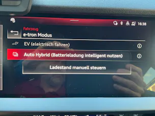 AUDI A3 SSportback S-LINE 40TFSI E S-TRONIC *** TOP AUSSTATTUNG ***