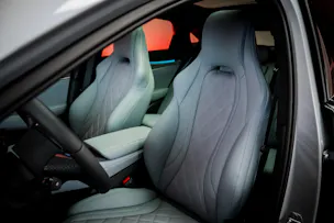 BYD Sealion 7 91,3 kWh Excellence AWD / Panoramadach / Head-Up Display / Sitzheizung & Lüftung